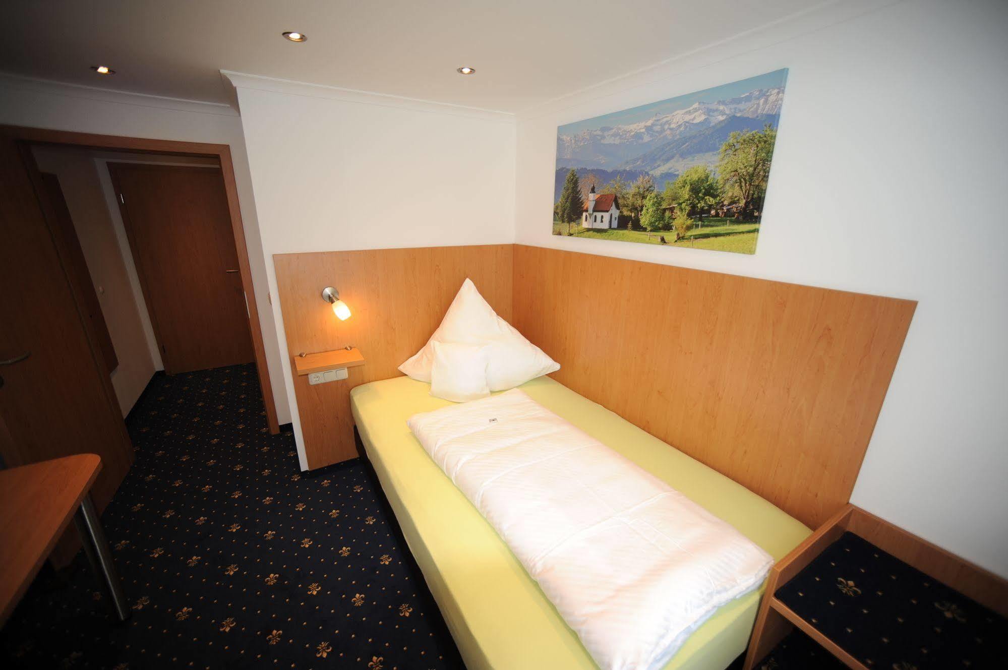 Hotel Post - Regionales Grosses Fruehstuecksbuffet - Auch Gf & Lf Scheidegg Exterior foto